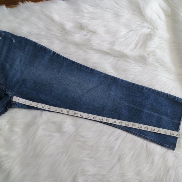 NEW Abercombie & Fitch Ultra High Rise Kick Flare crop Jeans Sized 28 / 6R - Picture 8 of 11
